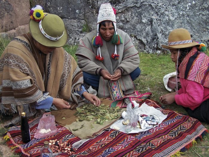 Hoja de Coca ofrenda a la Pachamama