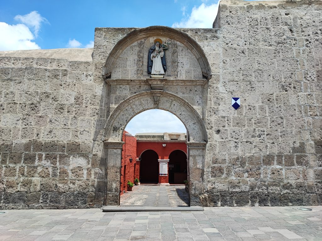Santa Catalina Street 301