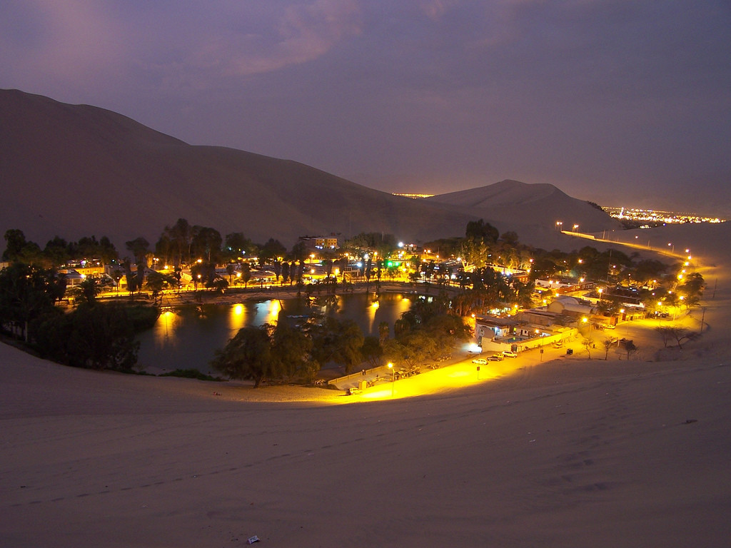 Huacachina noche