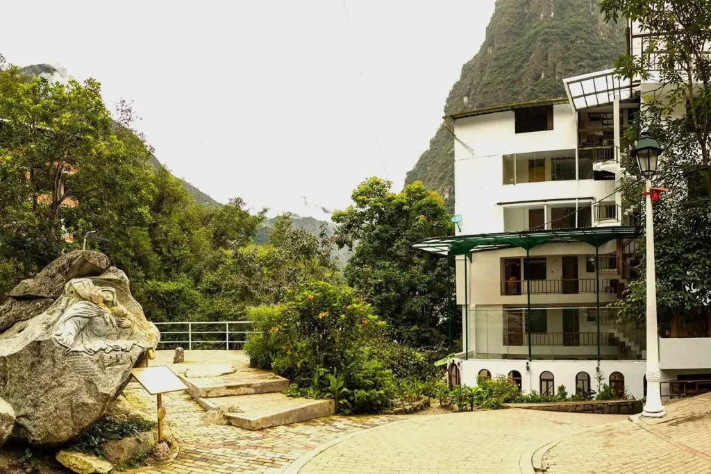 AGUAS CALIENTES