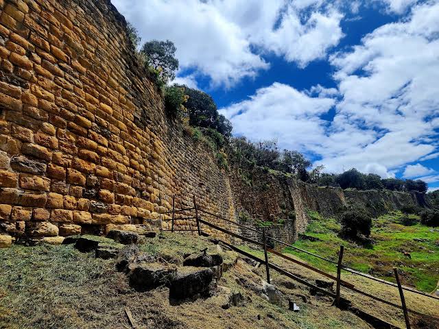 Kuélap walls