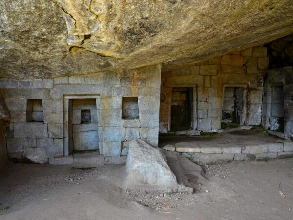Route 3C Great Cave and Temple of the Moon of Machu Picchu: complete guide