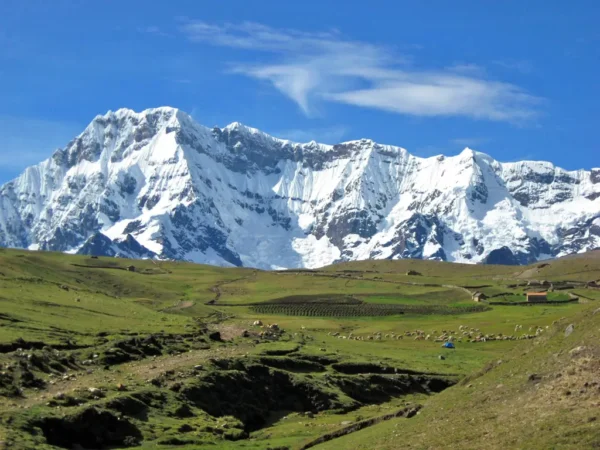 Ausangate Trek y Montaña de Colores: El circuito sagrado