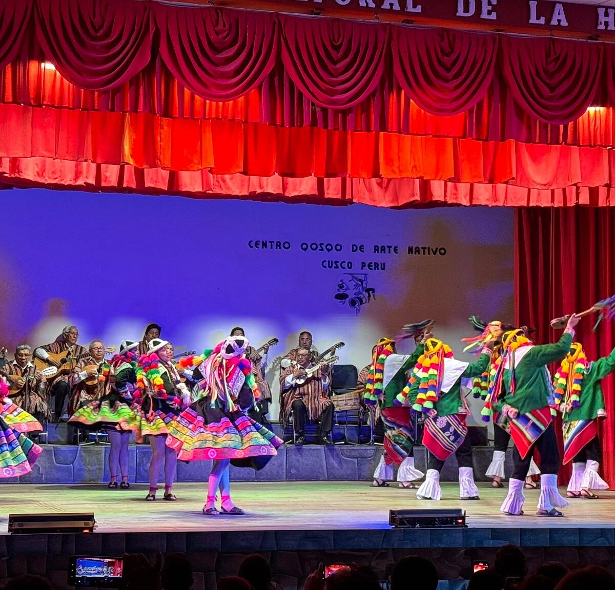 Centro Qosqo de Arte Nativo: El Mejor Show de Danzas Andinas en Cusco