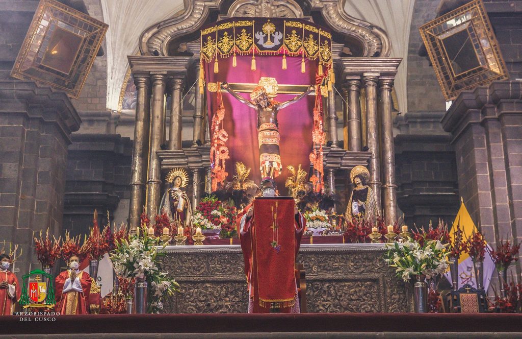 Interior of Cusco Cathedral and the Chapel of the Lord of the Earthquakes