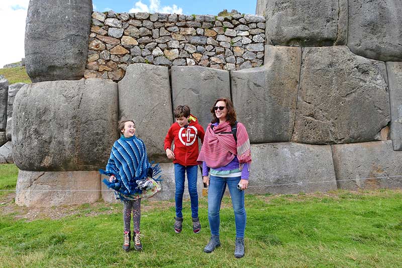 Niños tours Cusco