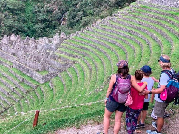 Short Inca Trail 1-Day: The private service to reach Machu Picchu on foot