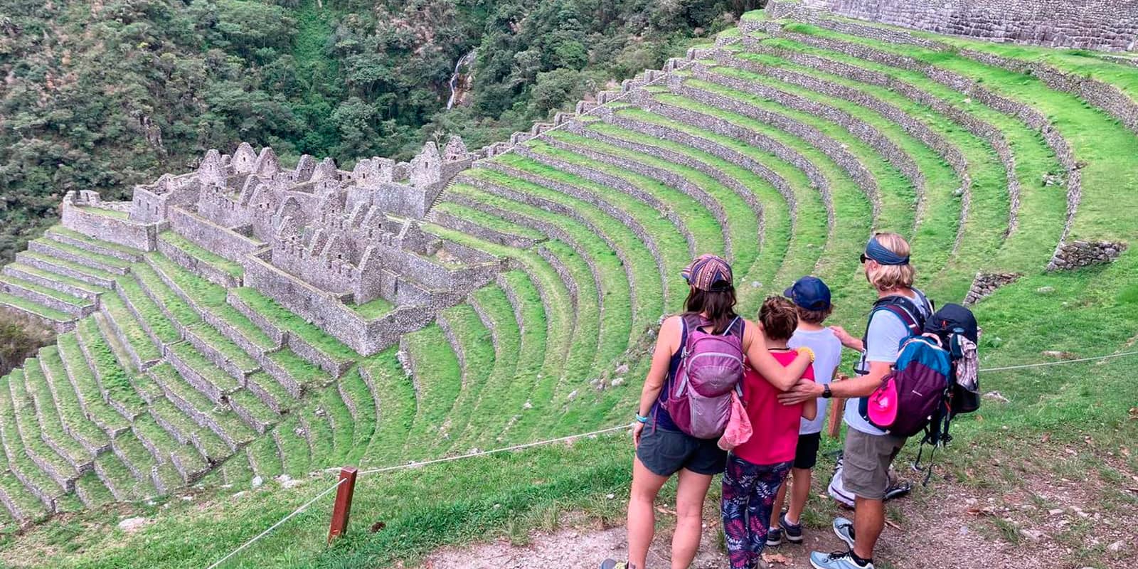Short Inca Trail 1-Day: The private service to reach Machu Picchu on foot